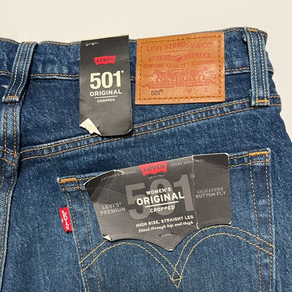 Levi's 501 Premium Jeans *NWT Original Cropped Button Fly Women's size 28x26 - Picture 9 of 11